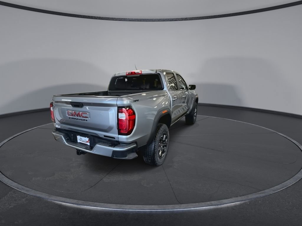 New 2025 GMC Canyon Elevation w/ Convenience Package image 8