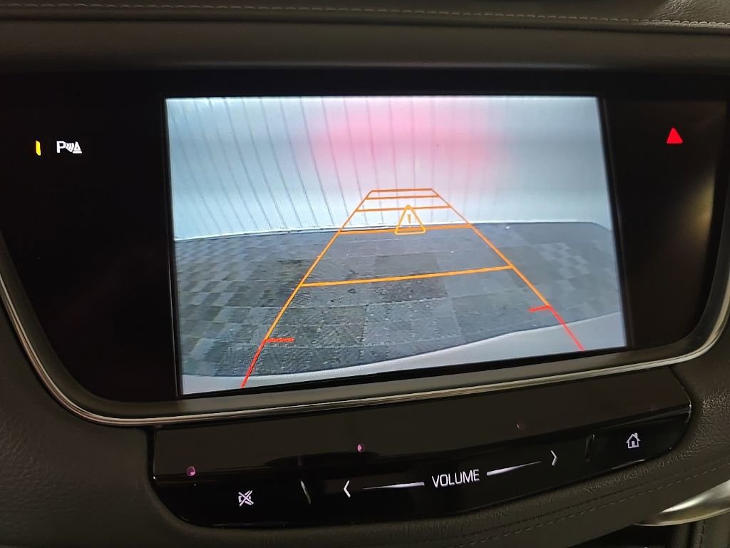 Used 2017 Cadillac XT5 Luxury w/ Driver Awareness Package image 24