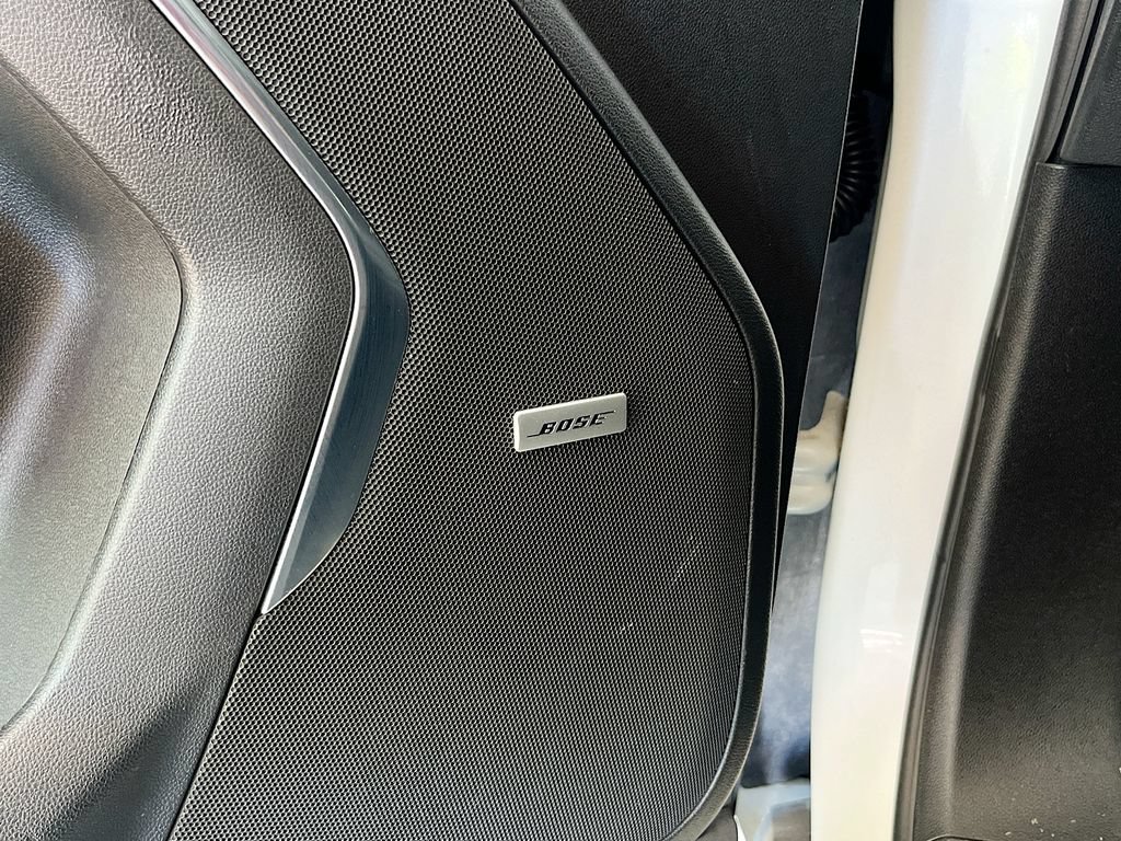 Used 2023 Chevrolet Suburban Premier RWD image 18