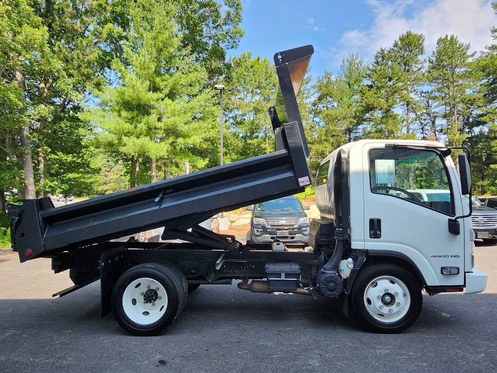 Used 2024 Chevrolet Low Cab Forward RWD image 6