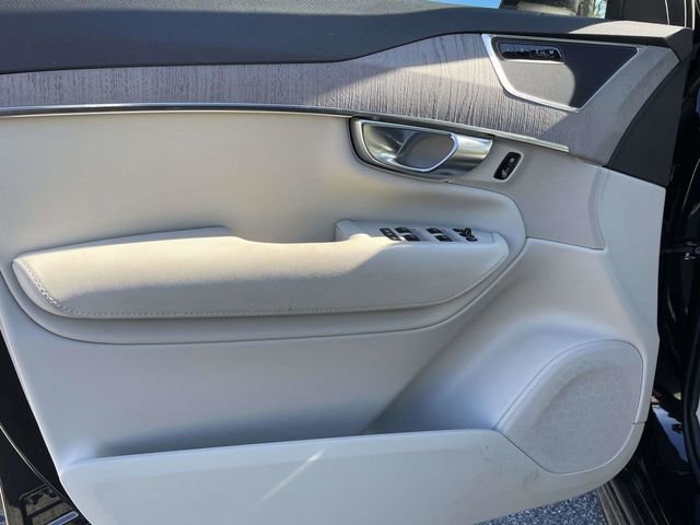 Used 2024 Volvo XC90 B5 Plus w/ Protection Package Premier image 16