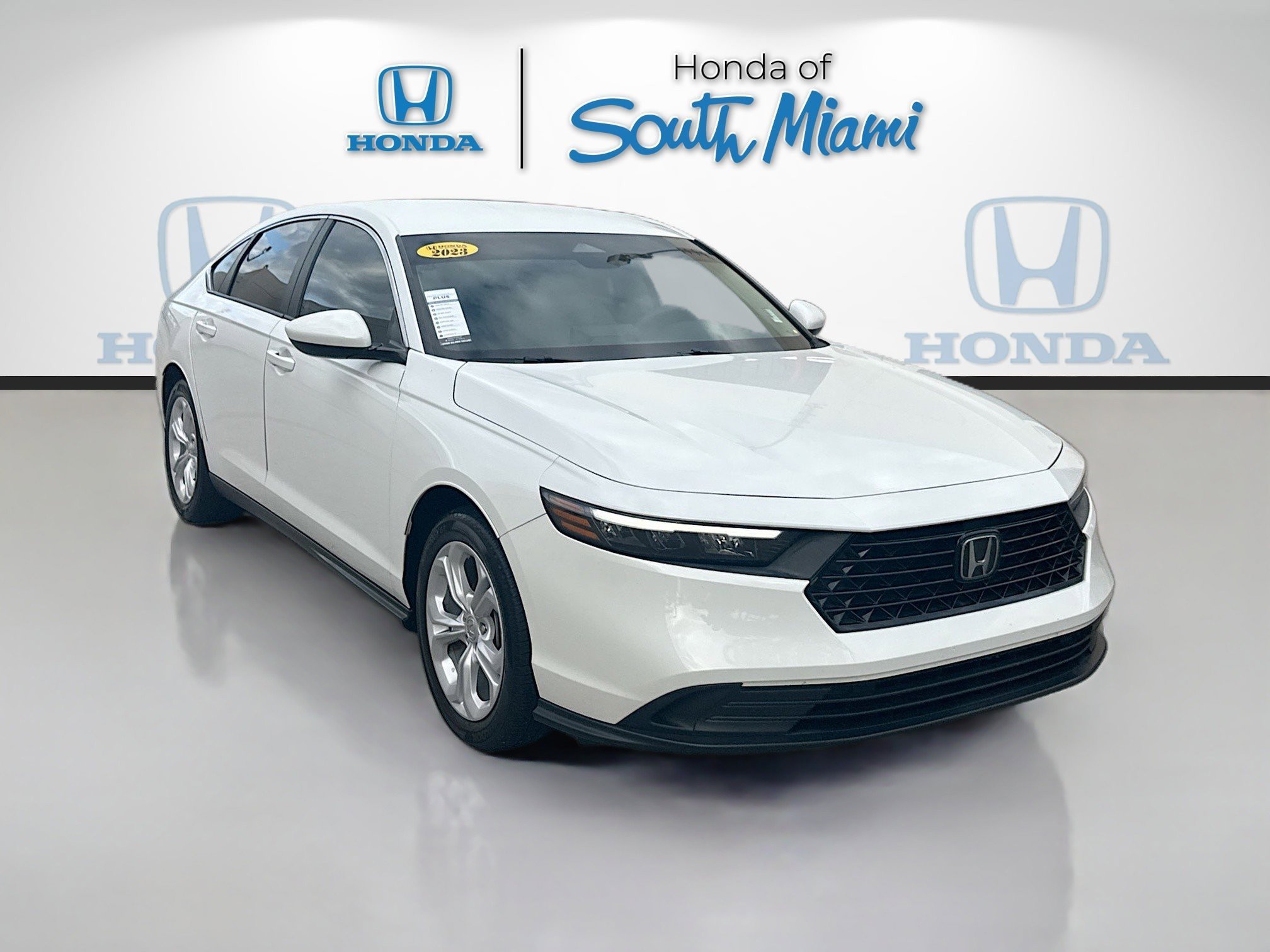 Used 2023 Honda Accord LX image 1
