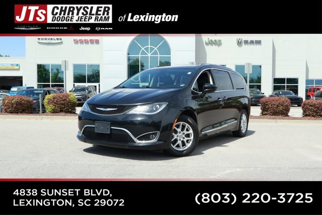Used 2020 Chrysler Pacifica Touring-L image 1