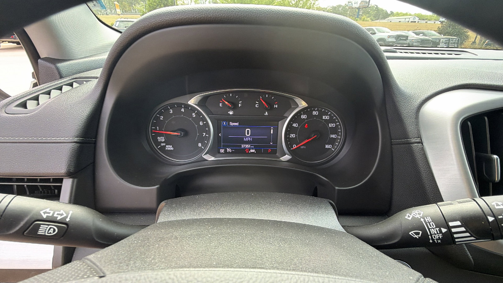 Used 2022 GMC Terrain SLE FWD image 28