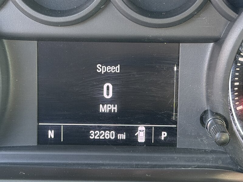 Used 2024 GMC Sierra 3500 Pro RWD image 9