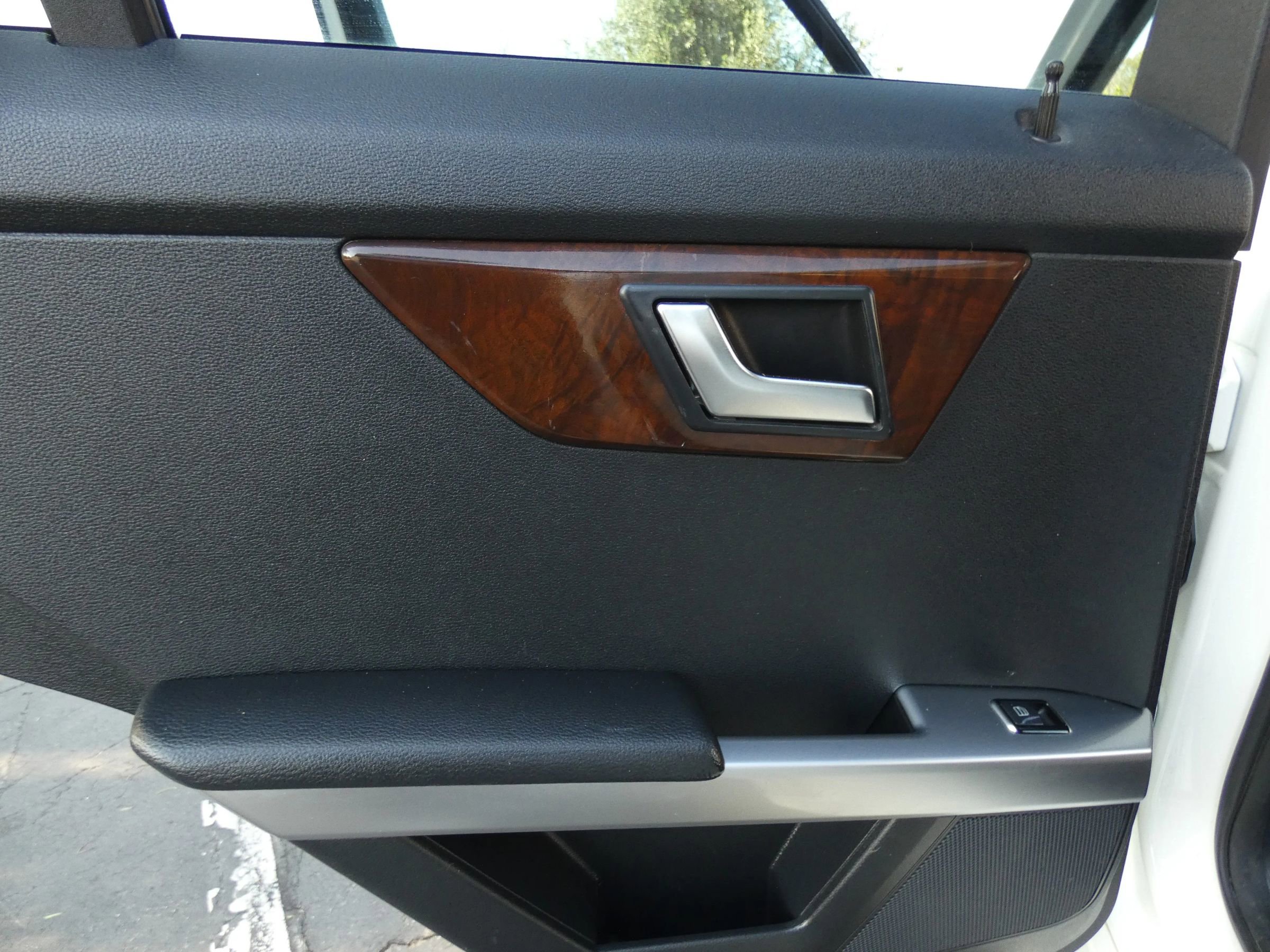 Used 2012 Mercedes-Benz GLK 350 2WD image 45