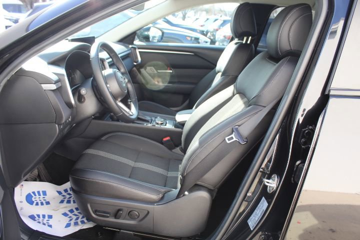 Certified 2025 MAZDA CX-50 2.5 Hybrid w/ Preferred Pkg image 28