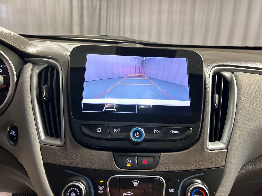 Used 2025 Chevrolet Malibu LS w/ Driver Confidence Package image 18