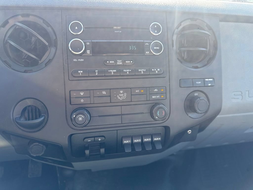 Used 2016 Ford F550 4x4 Regular Cab Super Duty image 28