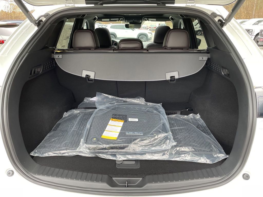 New 2025 MAZDA CX-5 Signature image 9
