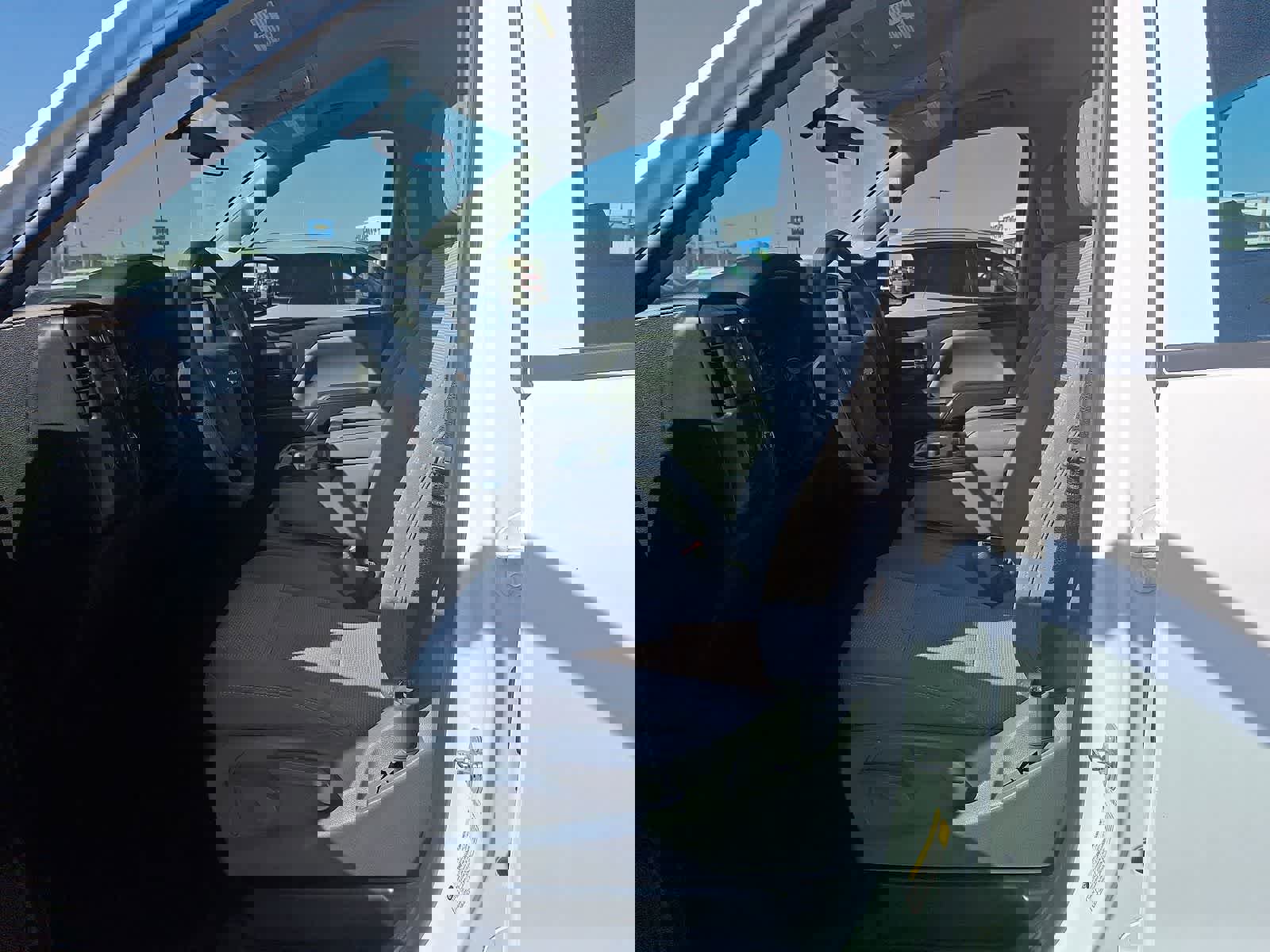 Used 2018 Chevrolet Silverado 1500 W/T w/ Trailering Package image 26