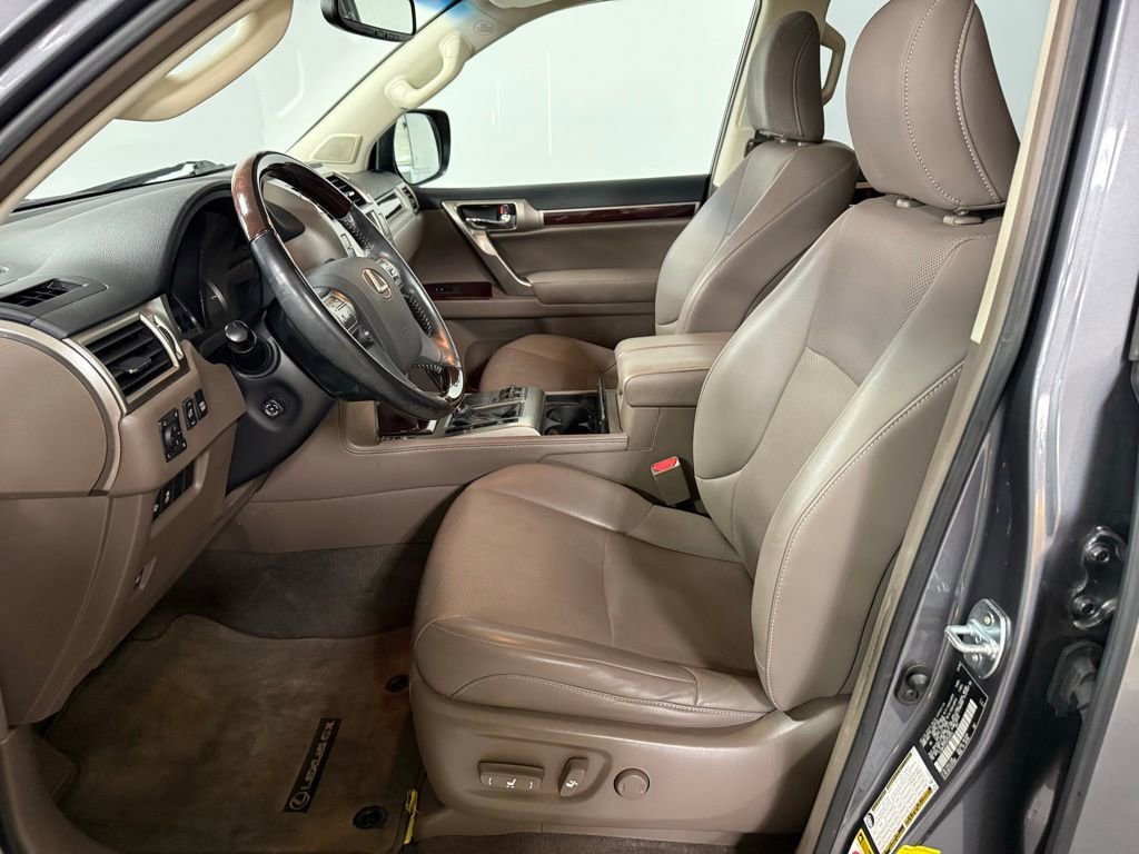 Used 2019 Lexus GX 460 Premium AWD/4WD image 9