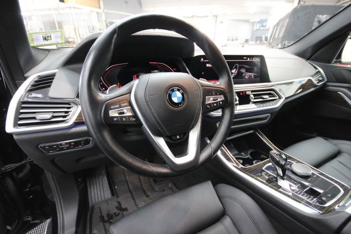 Used 2019 BMW X5 xDrive40i w/ Premium Package 2 AWD/4WD image 17