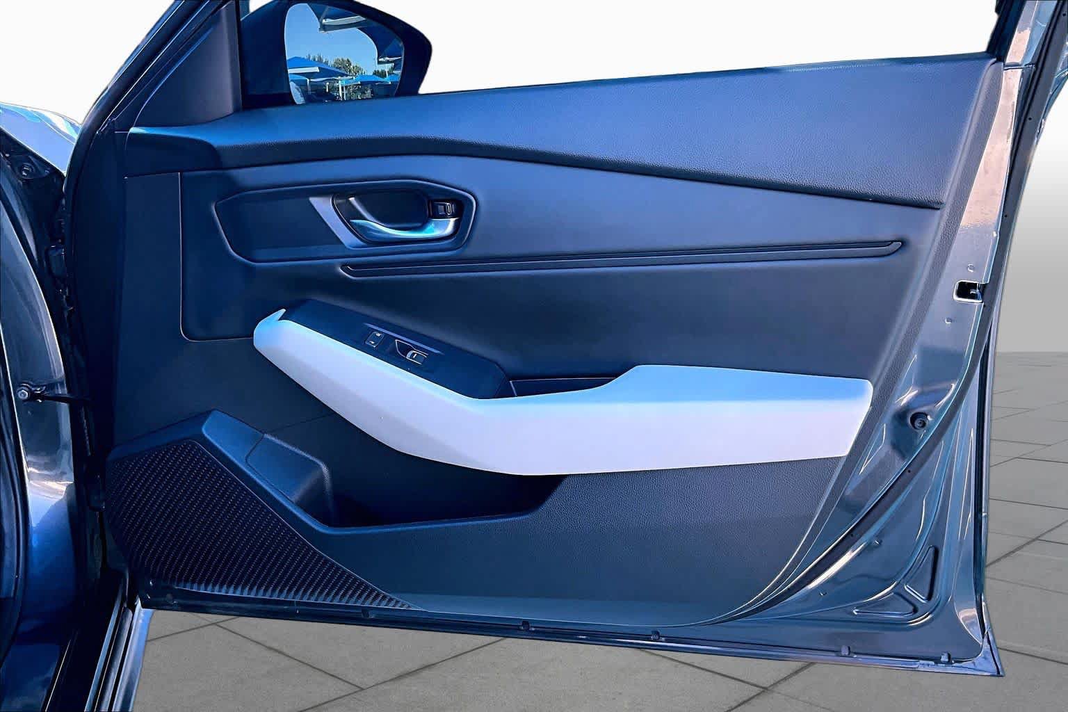 Used 2024 Honda Accord EX image 23