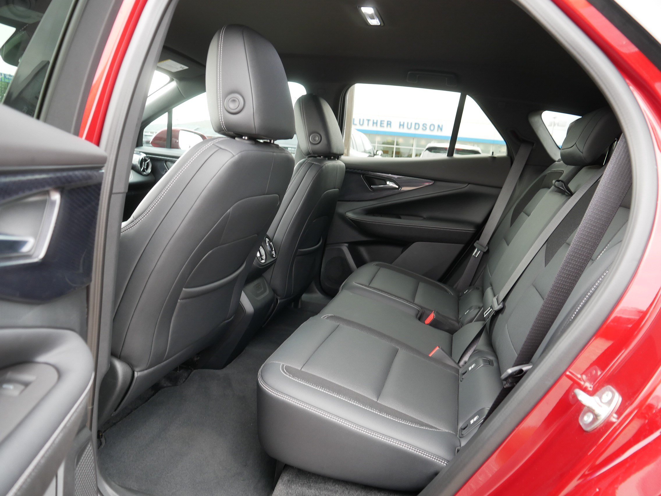 Used 2024 Chevrolet Blazer EV LT AWD/4WD image 33