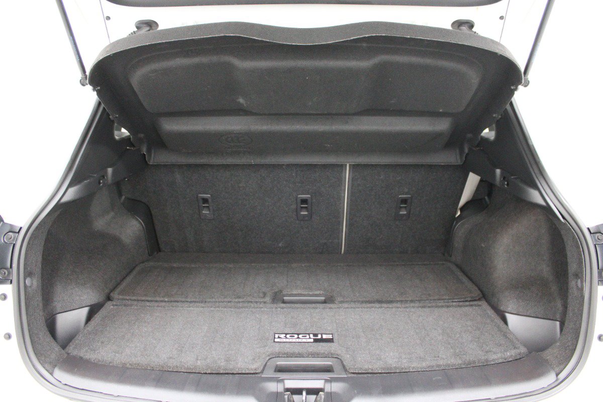 Used 2020 Nissan Rogue Sport SL FWD image 9