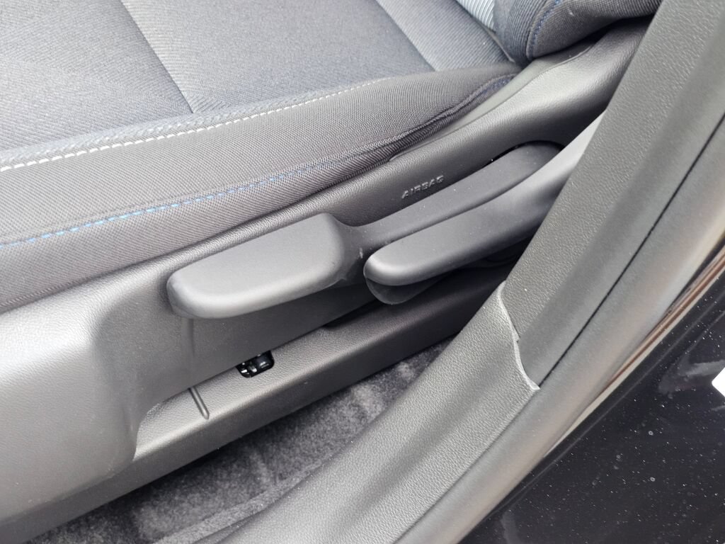 New 2026 Chevrolet Trax LS w/ LS Convenience Package FWD image 32