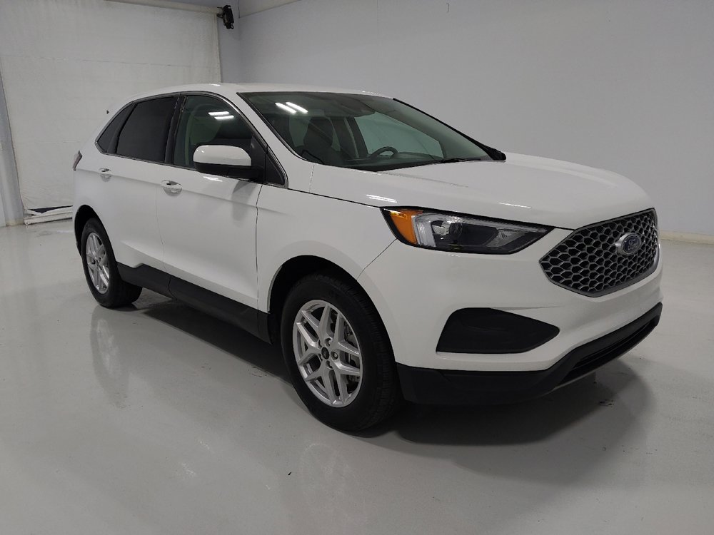 Used 2024 Ford Edge SEL image 13