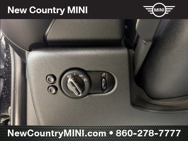 Used 2015 MINI Cooper 2-Door Hardtop FWD image 12