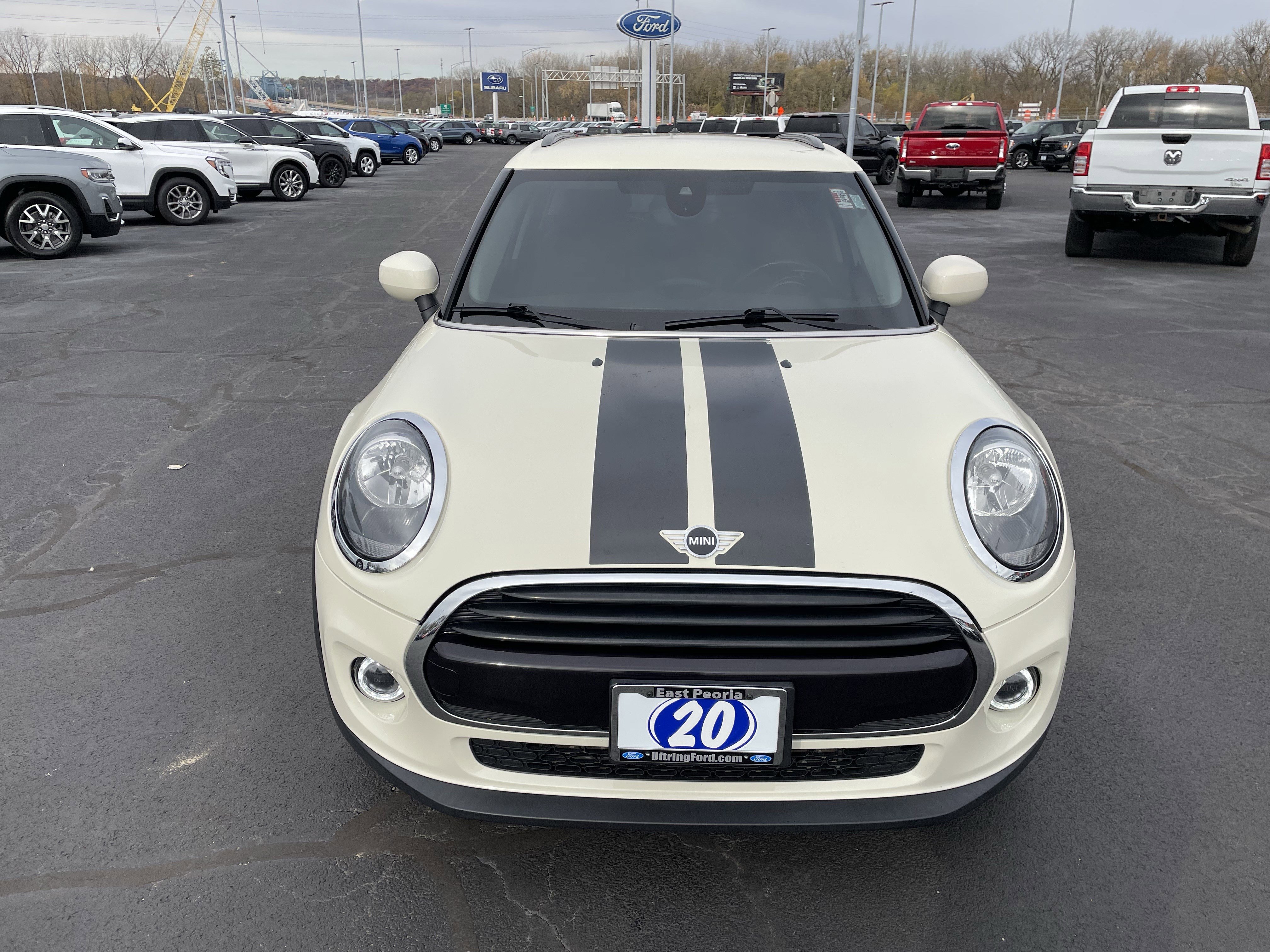 Used 2020 MINI Cooper 4-Door Hardtop w/ Storage Package image 10