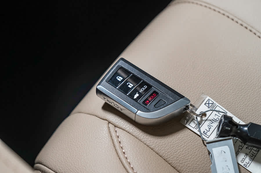 Used 2024 Acura RDX SH-AWD image 31