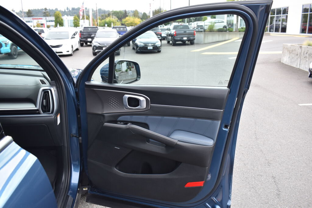 Used 2025 Kia Sorento SX Prestige AWD/4WD image 24