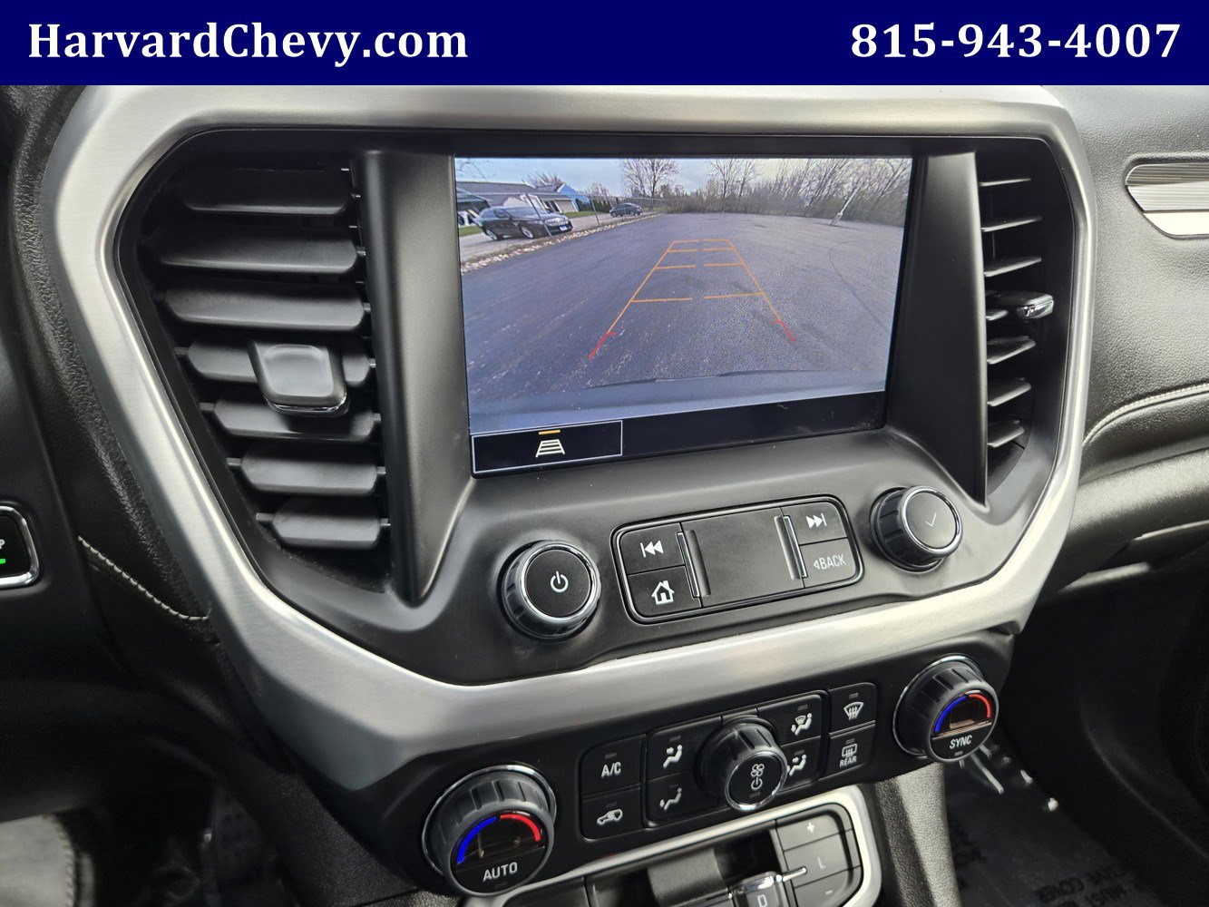 Used 2023 GMC Acadia SLT image 10