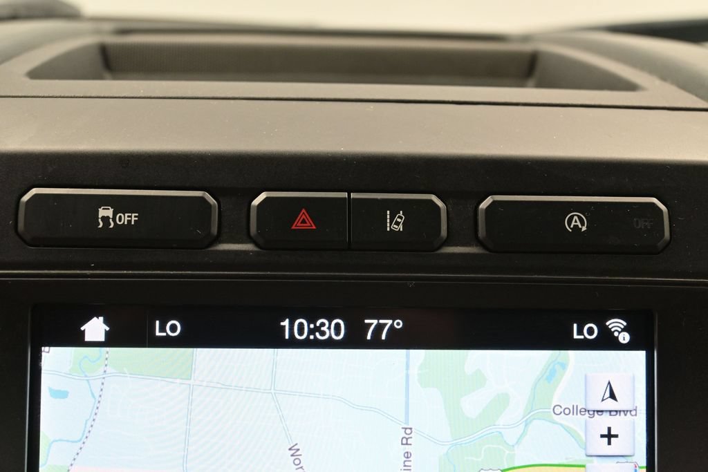 Used 2019 Ford Expedition XLT w/ Equipment Group 202A RWD image 24