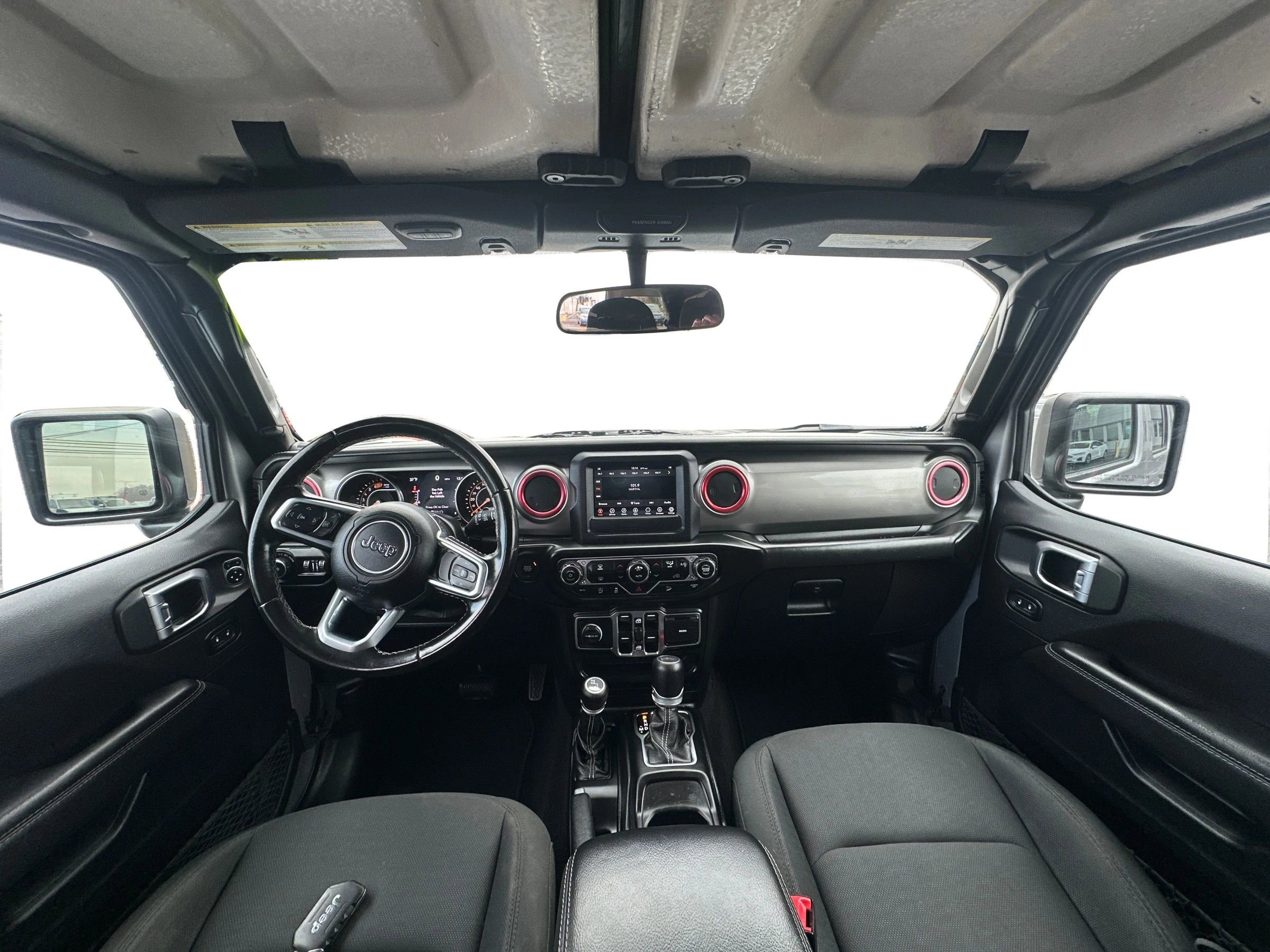 Used 2020 Jeep Wrangler Unlimited Sahara image 20