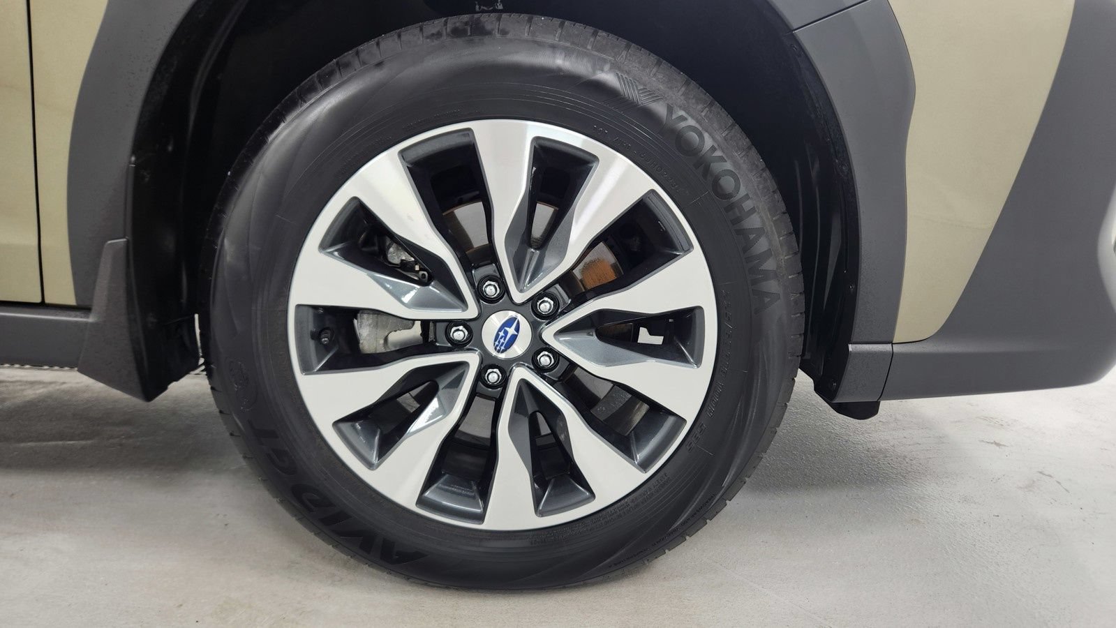 Certified 2024 Subaru Outback Limited AWD/4WD image 10
