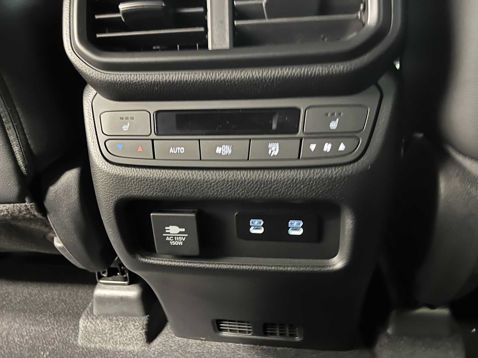 New 2026 Honda Pilot TrailSport image 24