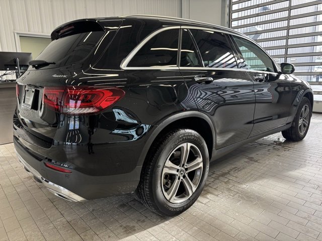 Used 2022 Mercedes-Benz GLC 300 4MATIC image 3
