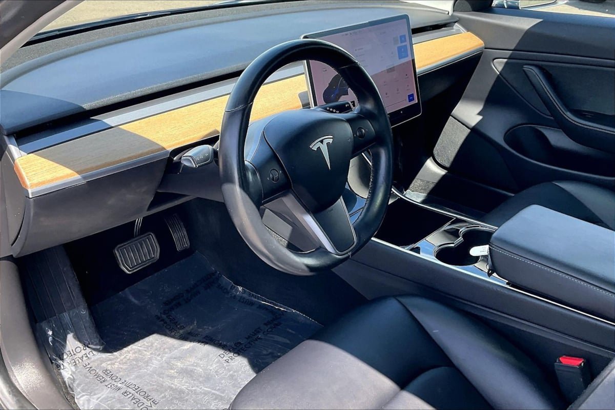 Used 2019 Tesla Model 3 Standard Range Plus RWD image 12