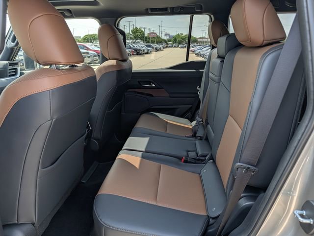 Used 2026 Lexus GX 550 image 30