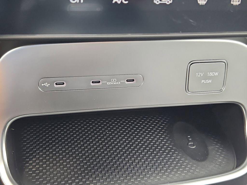 New 2026 Hyundai Ioniq 9 SE AWD/4WD image 12