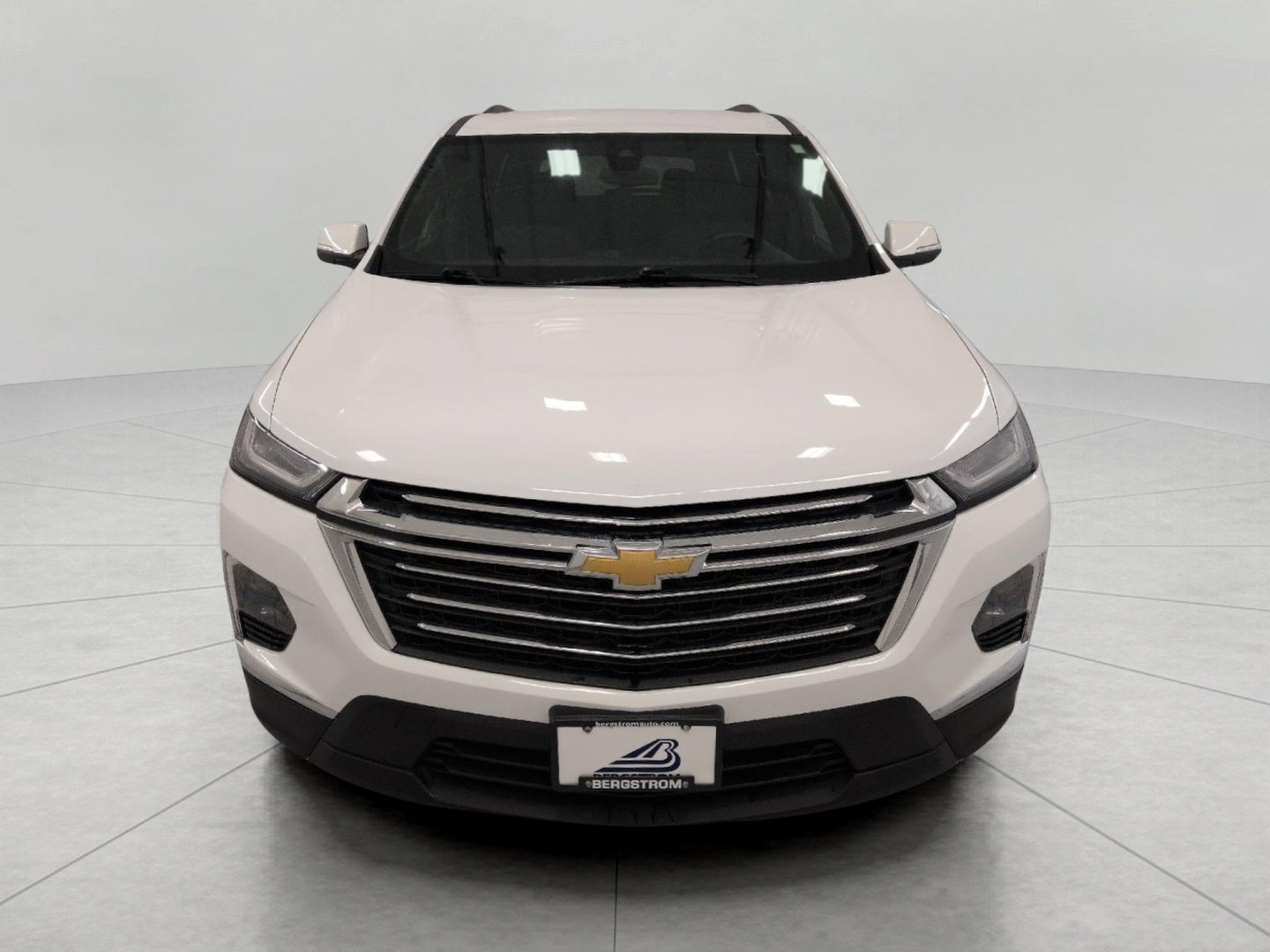 Used 2023 Chevrolet Traverse LT w/ LPO, Floor Liner Package AWD/4WD image 14