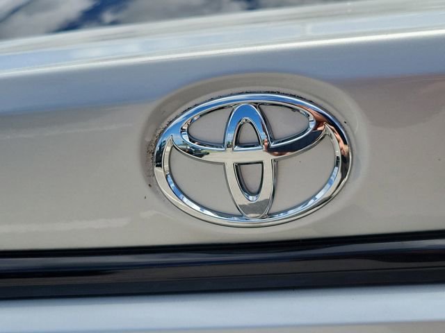 Used 2023 Toyota Corolla LE image 8