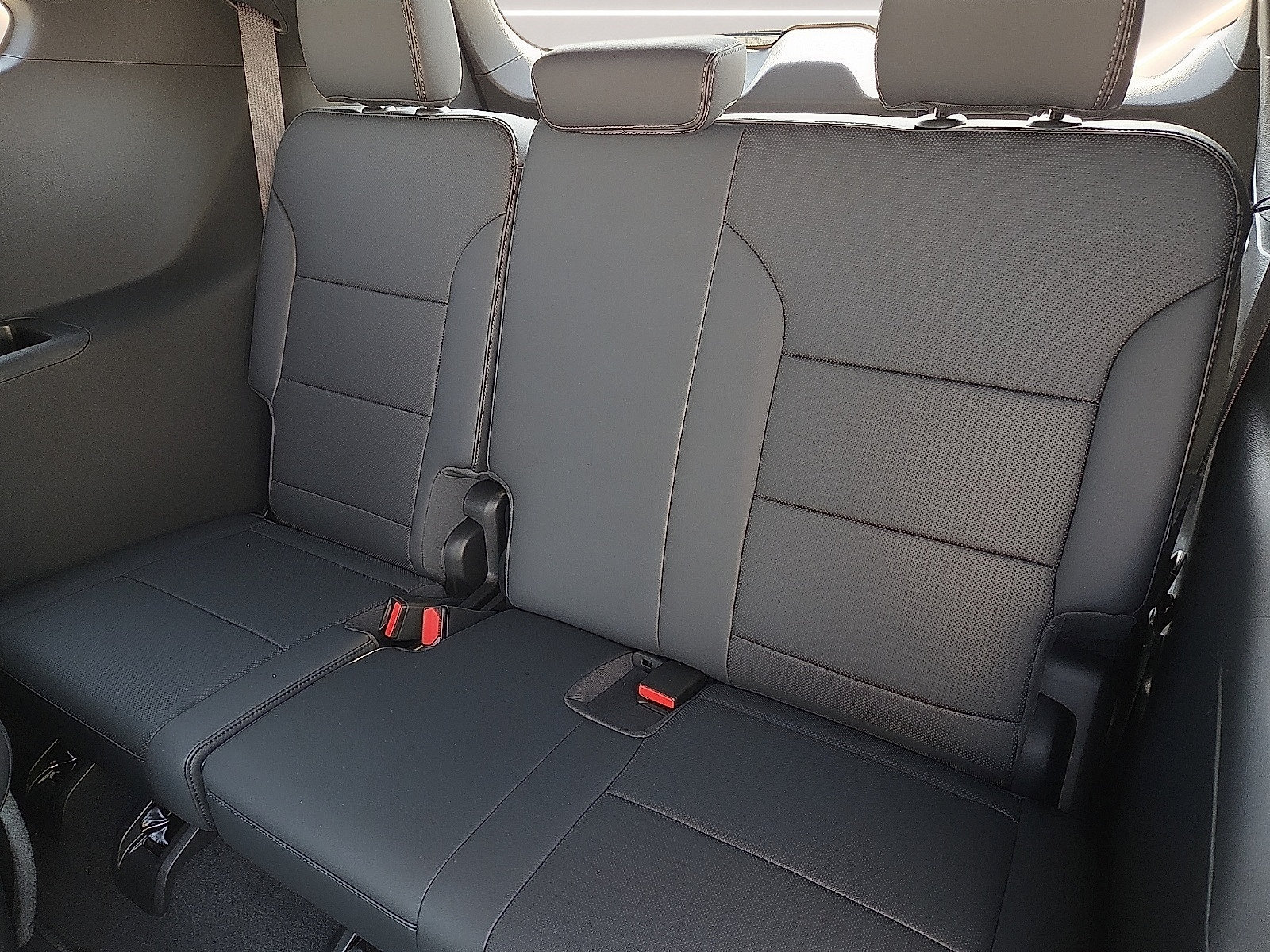 New 2027 Buick Enclave Sport Touring w/ Power Package FWD image 10