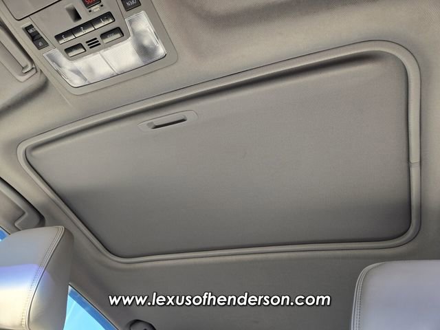 Used 2015 Toyota Camry XLE w/ Moonroof Package image 11