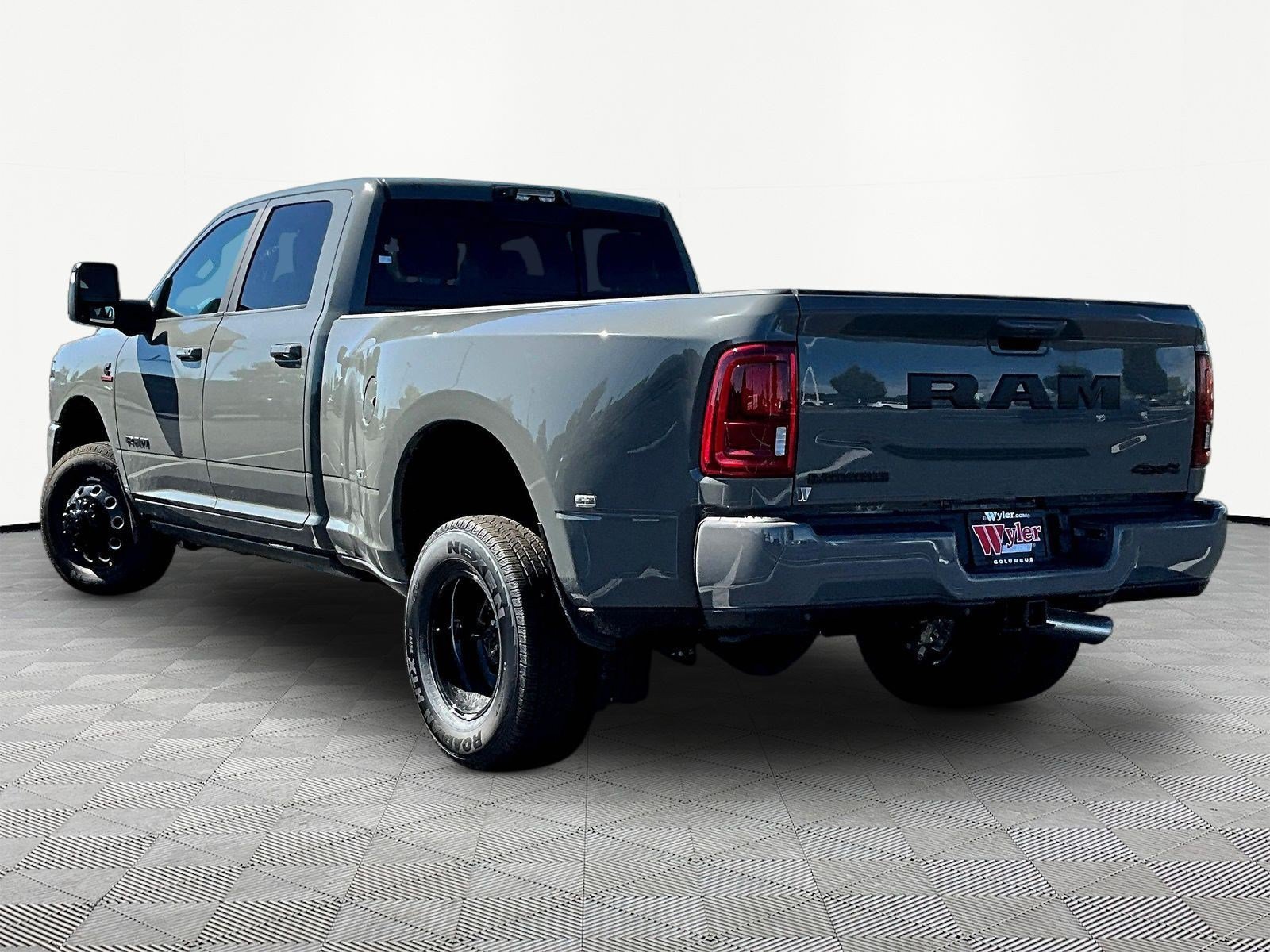 New 2027 RAM 3500 Laramie AWD/4WD image 3
