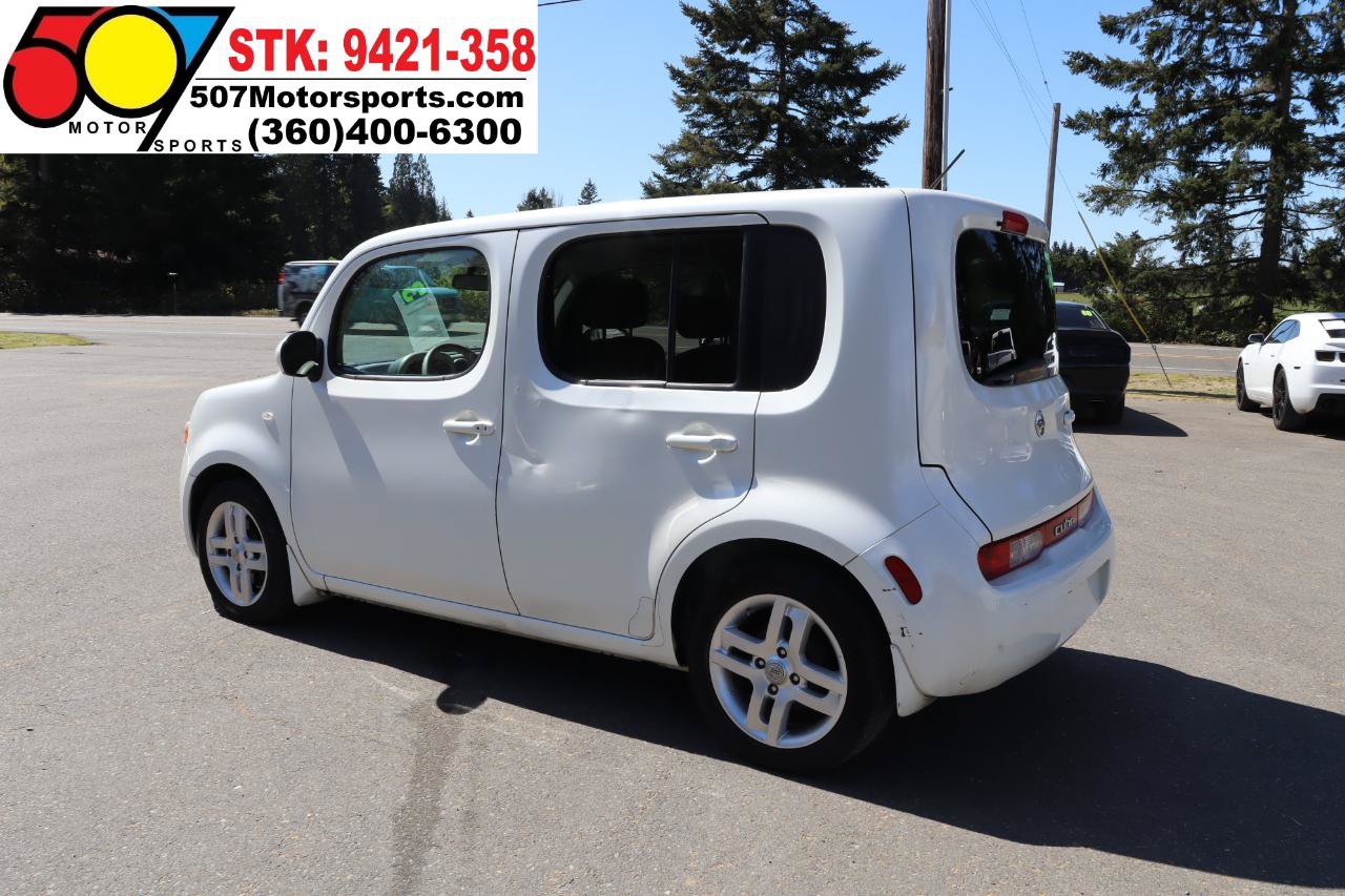 Used 2012 Nissan Cube 1.8 SL w/ Interior Designer Pkg FWD image 5