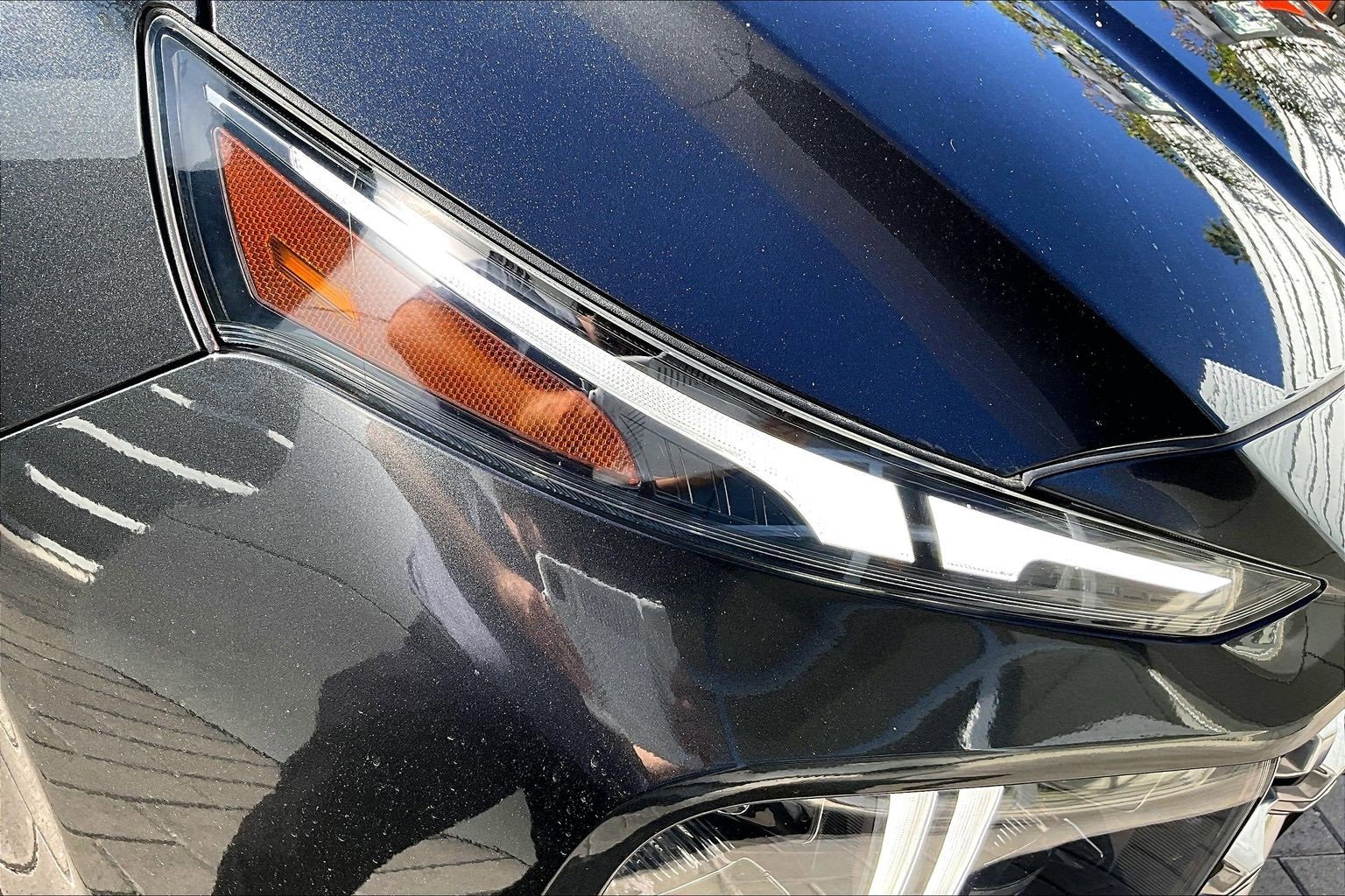 Used 2023 Hyundai Santa Fe Limited image 28