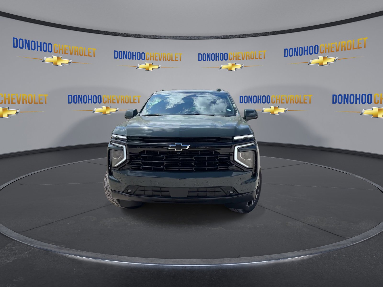 New 2026 Chevrolet Suburban RST image 5