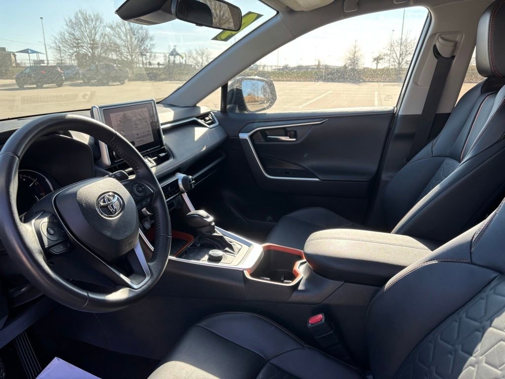 Used 2024 Toyota RAV4 Adventure image 15