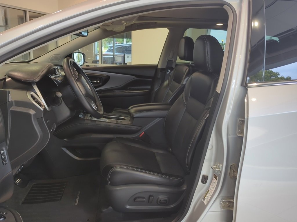 Used 2023 Nissan Murano SL w/ SL Moonroof Package image 12