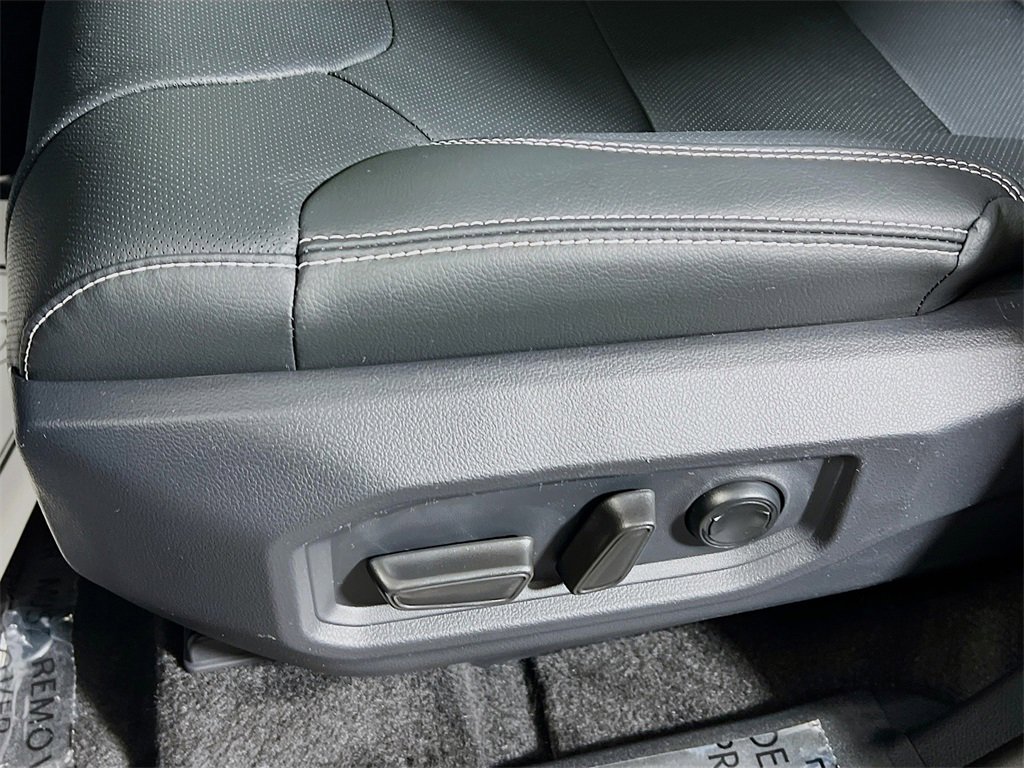 New 2026 Toyota Tundra Limited image 15