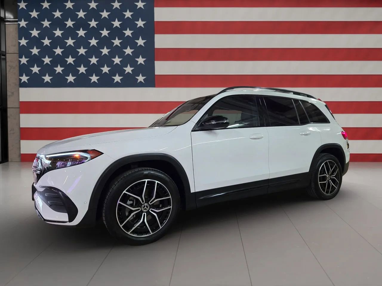 Used 2023 Mercedes-Benz EQB 350 4MATIC SUV image 73