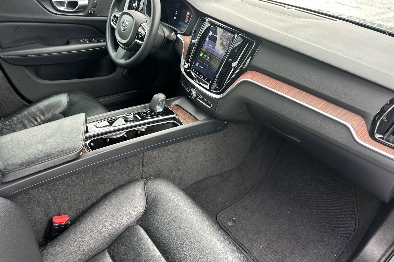 Used 2024 Volvo S60 B5 Plus image 18