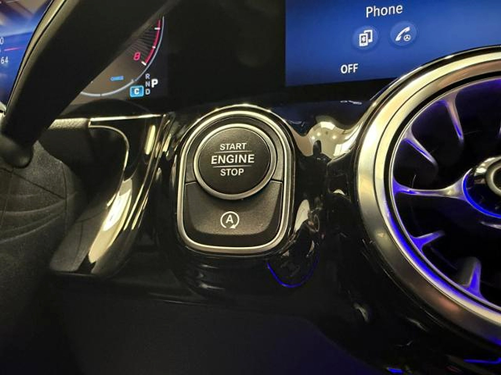 Used 2025 Mercedes-Benz GLA 250 image 23