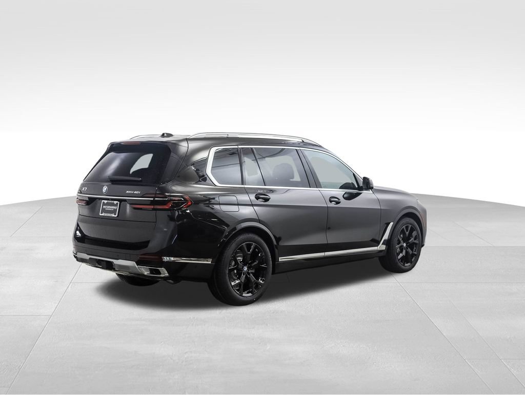 Used 2025 BMW X7 xDrive40i image 5